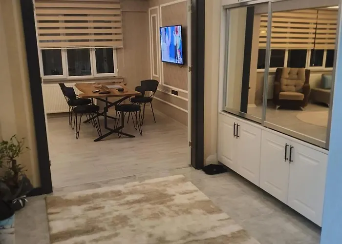 Pensión Mükemmel Konum Lüks 3*